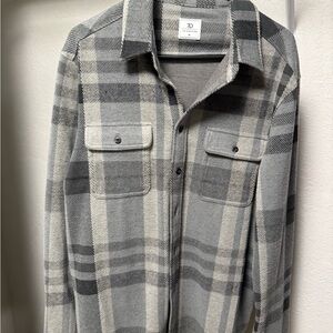 7 Diamonds Gray Plaid Button-Up Shirt